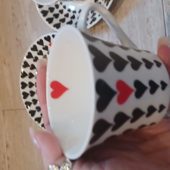 Set of Two La Petal Designer Bone China Mini Saucer/Plate Set - Picture 2 of 7